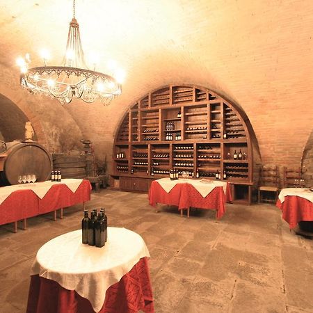 Hotel Oasi Neumann Кортона Ресторан фото